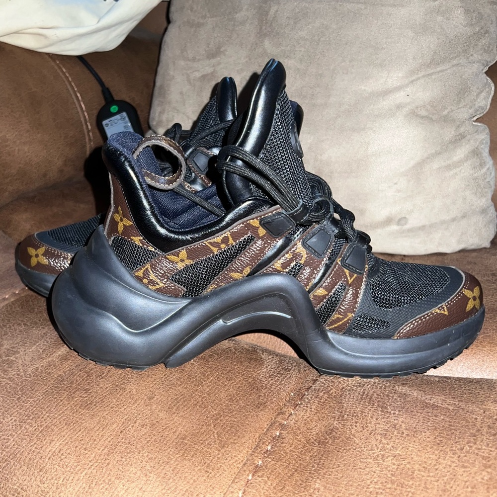 Louis Vuitton Sneakers